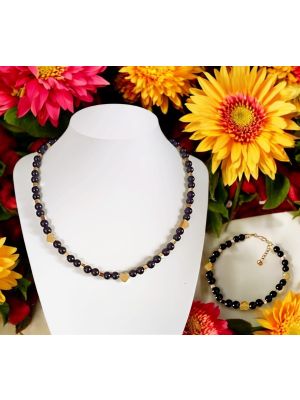 LOVE - Halskette und Armband, schwarzer Onyx, Hämatit-Herzen in Goldstahl, handgefertigt.