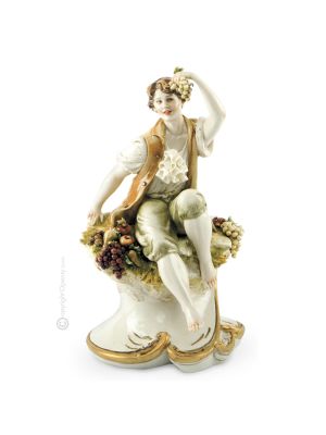 JUNGER MANN MIT FRÜCHTEN Edles Porzellan Figur Barock handgemacht hochwertig stilvoll exklusiv