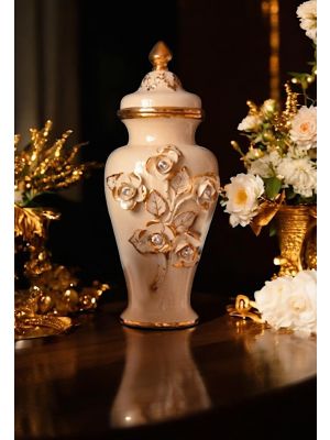 Hochwertige Keramikvase, verziert mit Rosen, Swarovski-Kristallen und goldenen Details.
