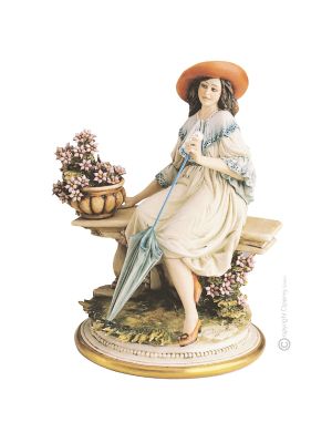 MÄDCHEN AUF GARTENSTUHL Capodimonte Porzellan Figur handbemalt exklusiv Wohnkultur hochwertig