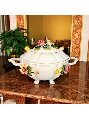 Künstlerische Keramikterrine im Barockstil, florales Dekor mit Gold, handgefertigt.
