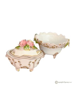 Edle Keramikbox und Tablett, verziert mit Blumen und goldenen Details, handgefertigt.