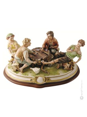 DAS KIND BETRÜGT Edles Porzellan Figur handbemalt elegant hochwertig exklusiv Wohnkultur