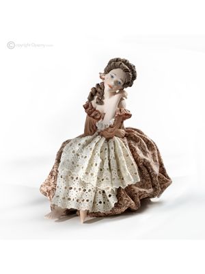 LADY Capodimonte Porzellanfigur, romantische Dame, zeitlose Eleganz.