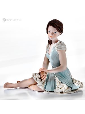 DESIRE - Capodimonte-Statuette, italienische Schönheit aus feinem Porzellan.