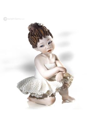 GISELLE - Capodimonte, Ballerina-Statuette, reine Kunst aus feinem Porzellan.