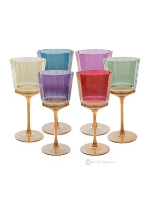 MADDY-Set mit 6 authentischen handbemalten Weingläsern mit Stiel aus hochwertigem Glas.