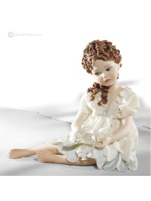 OFELIA Capodimonte romantische Statuette, italienische Eleganz und Süße.