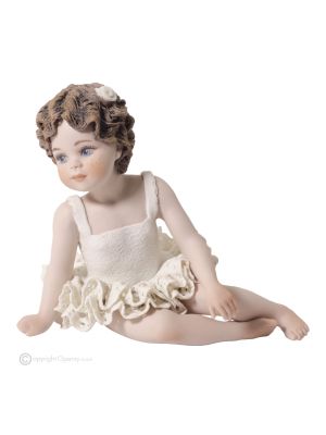 ORTHENCINE - Capodimonte-Statuette, romantische Tänzerin, ein Meisterwerk aus Porzellan.