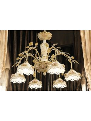 Pendelleuchte, Keramik mit 6 Flammen, verziert mit Rosen, Kristallen und Gold, handgefertigt.