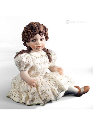 ROSSELLA Capodimonte raffinierte Porzellanpuppe, zeitlose Schönheit.