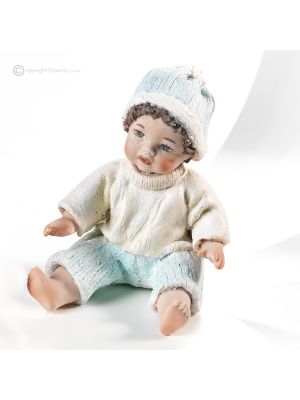 SAM – Capodimonte-Puppe, reich an Details und handwerklichem Charme.