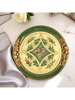 Holztablett mit 24-Karat-Blattgolddetails, inspiriert von der historischen Florentiner Kunst.