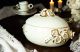 KASTEN Exklusives Ornament aus Keramik im Barockstil mit Details aus 24 Karat Gold Made in Italy
