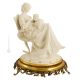 MUTTER AUF SCHAUKELSTUHL Italienische Porzellan Figur handgemacht elegant hochwertig exklusiv